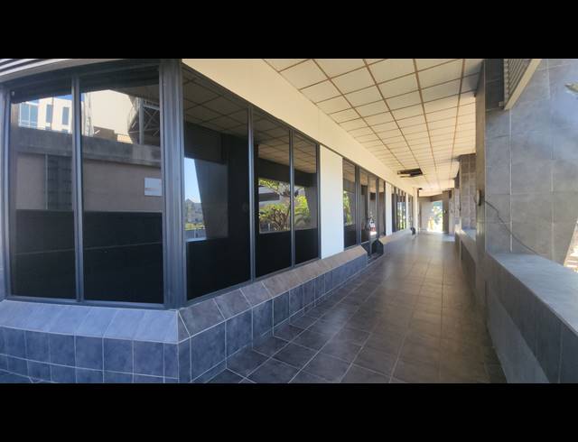414M² RETAIL TO LET IN POINT WATERFRONT